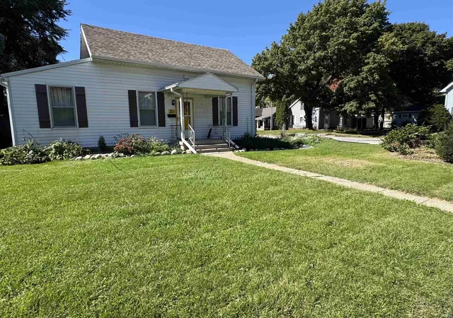 Single family home for sale at 20 N Fremont St, Peru, IN 46970 | MLS# 202642417