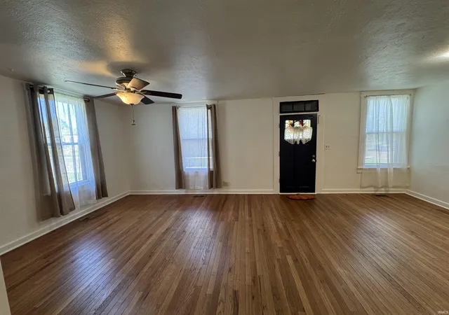 Photo 2 of Single family home for sale at 20 N Fremont St, Peru, IN 46970 | MLS# 202642417 | Listing updated on 2026-10-21