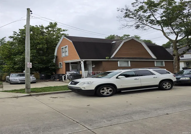 Photo 1 of Manufactured home for sale at 415 Huffman St, Fort Wayne, IN 46808 | MLS# 202642418 | Listing updated on 2026-10-13