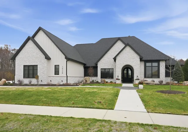 Photo 1 of Manufactured home for sale at 14328 Magnolia Run Pkwy, Fort Wayne, IN 46845 | MLS# 202642451 | Listing updated on 2026-10-14
