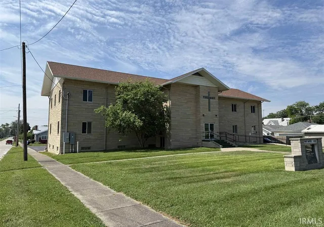 Photo 3 of Manufactured home for sale at 810 Dubois St, Lawrenceville, IL 62439 | MLS# 202642465 | Listing updated on 2026-10-13