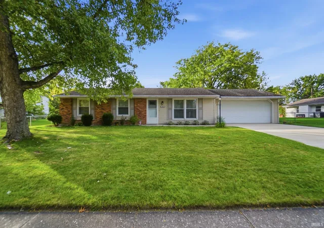 Photo 1 of Manufactured home for sale at 4916 Greenfield Dr, Fort Wayne, IN 46835 | MLS# 202642469 | Listing updated on 2026-10-13