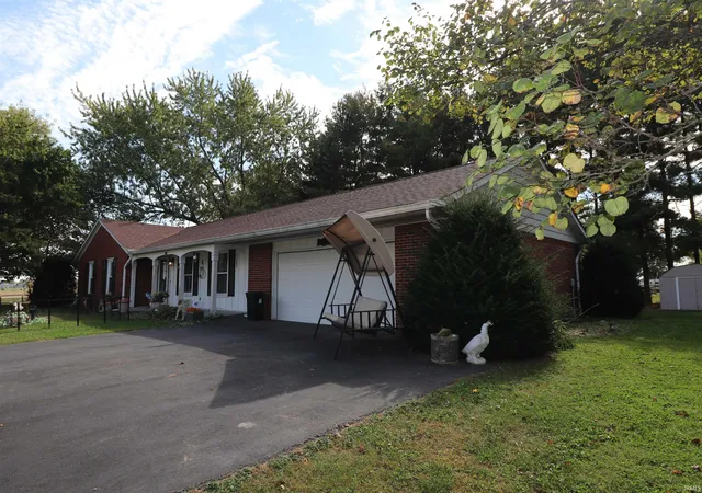 Photo 2 of Manufactured home for sale at 1205 W Grant St, Thorntown, IN 46071 | MLS# 202642470 | Listing updated on 2026-10-13