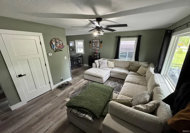Photo 2 of Manufactured home for sale at 1010 Wabash Ave, Rochester, IN 46975 | MLS# 202642480 | Listing updated on 2026-10-13
