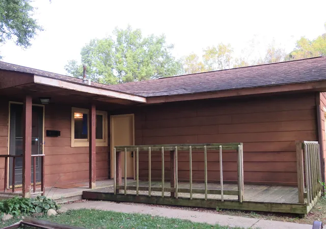 Photo 2 of Manufactured home for sale at 704 Mansfield St, Plymouth, IN 46563 | MLS# 202642497 | Listing updated on 2026-10-28