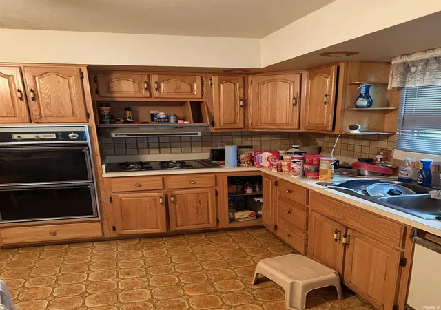 Photo 4 of Manufactured home for sale at 23009 Cambridge Ct, Elkhart, IN 46516 | MLS# 202642520 | Listing updated on 2026-10-14