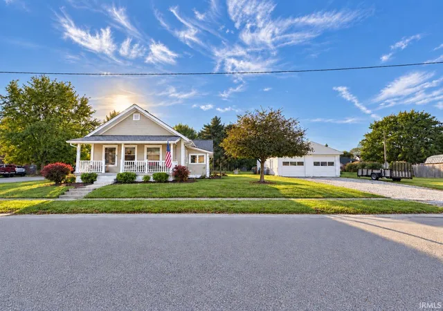 Photo 3 of Manufactured home for sale at 170 S Byron Dr, Cicero, IN 46034 | MLS# 202642524 | Listing updated on 2026-10-29
