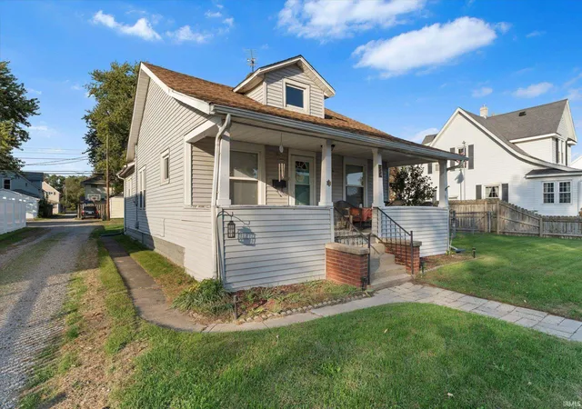 Photo 1 of Sale Pending at 230 E Broadway St, Mishawaka, IN 46545 | MLS# 202642530 | Listing updated on 2026-10-28