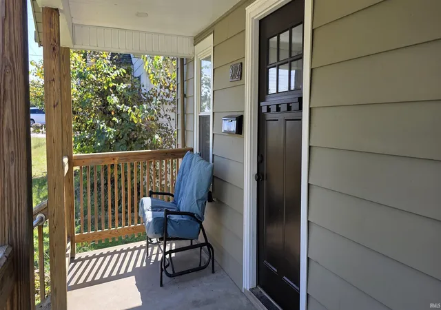 Photo 2 of Manufactured home for sale at 2702 N Heidelbach Ave, Evansville, IN 47711 | MLS# 202642532 | Listing updated on 2026-10-21
