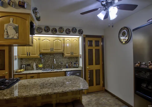 Photo 3 of Manufactured home for sale at 710 Maple St, Tipton, IN 46072 | MLS# 202642537 | Listing updated on 2026-10-17