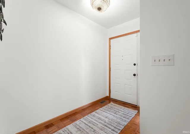 Photo 3 of Condo for sale at 1960 Creekbank Ln, South Bend, IN 46635 | MLS# 202642554 | Listing updated on 2026-10-14