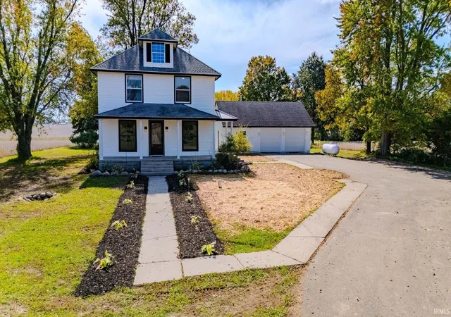 Photo 2 of Manufactured home for sale at 8241 W Chapel Rd, Andrews, IN 46702 | MLS# 202642557 | Listing updated on 2026-10-29