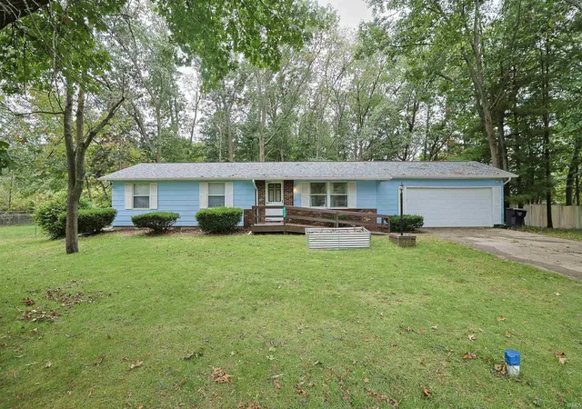 Photo 2 of Manufactured home for sale at 57191 Pinewood Dr, South Bend, IN 46619 | MLS# 202642568 | Listing updated on 2026-10-19