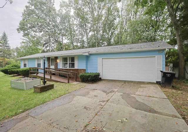 Photo 3 of Manufactured home for sale at 57191 Pinewood Dr, South Bend, IN 46619 | MLS# 202642568 | Listing updated on 2026-10-19