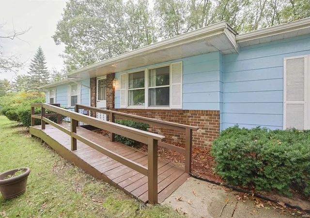 Photo 3 of Manufactured home for sale at 57191 Pinewood Dr, South Bend, IN 46619 | MLS# 202642568 | Listing updated on 2026-10-19