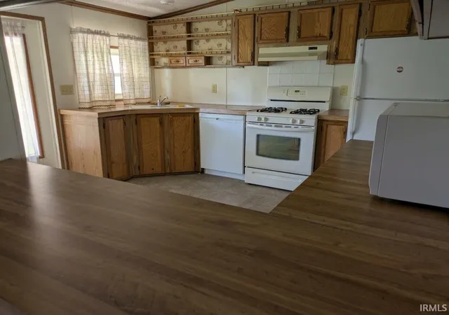 Photo 3 of Manufactured home for sale at 3711 Ludwig Rd, Fort Wayne, IN 46818 | MLS# 202642571 | Listing updated on 2026-10-14