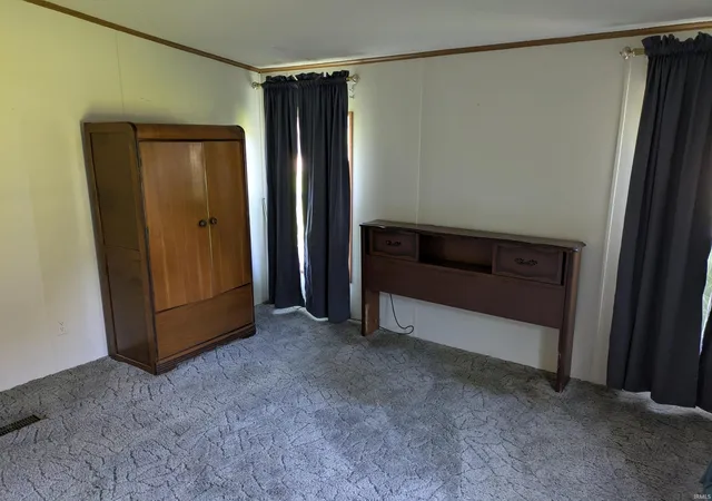 Photo 3 of Sale Pending at 3711 Ludwig Rd, Fort Wayne, IN 46818 | MLS# 202642571 | Listing updated on 2026-10-17