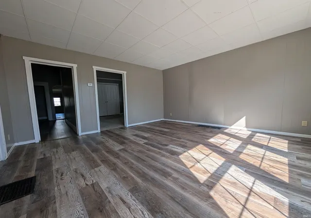 Photo 3 of Manufactured home for sale at 1652 Indiana St, Vincennes, IN 47591 | MLS# 202642572 | Listing updated on 2026-10-14