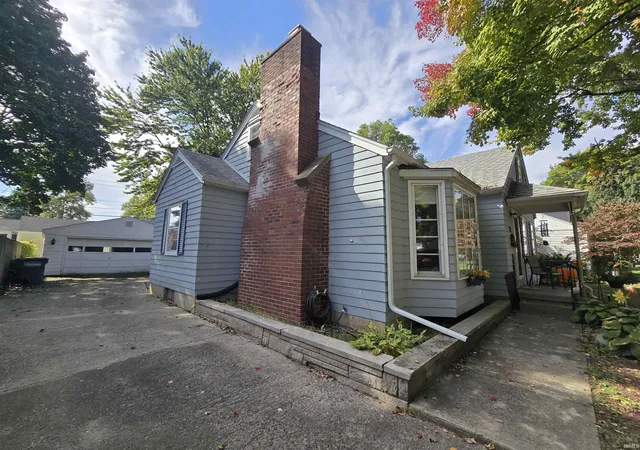Photo 2 of Single family home for sale at 1539 W Walnut St, Kokomo, IN 46901 | MLS# 202642620 | Listing updated on 2026-10-15