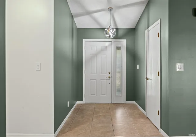 Photo 3 of Manufactured home for sale at 204 Stockbridge Ln, Lafayette, IN 47909 | MLS# 202642625 | Listing updated on 2026-10-14
