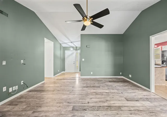 Photo 4 of Manufactured home for sale at 204 Stockbridge Ln, Lafayette, IN 47909 | MLS# 202642625 | Listing updated on 2026-10-14