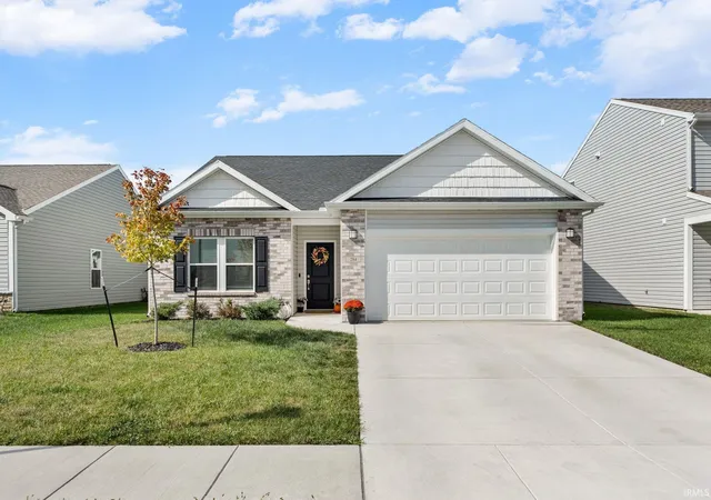 Photo 2 of Sale Pending at 284 Wallingford St, Lafayette, IN 47905 | MLS# 202642642 | Listing updated on 2026-10-22