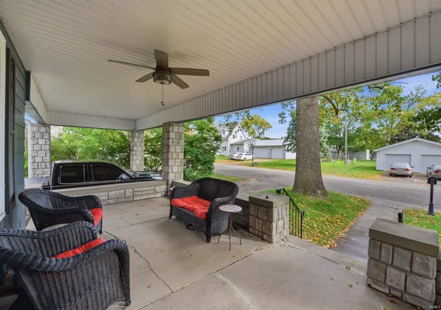 Photo 2 of Manufactured home for sale at 304 S Lincoln Ave, Fowler, IN 47944 | MLS# 202642651 | Listing updated on 2026-10-14