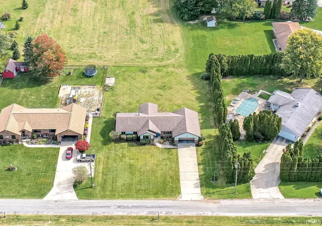 Photo 3 of Manufactured home for sale at 54420 Rose Rd, South Bend, IN 46628 | MLS# 202642661 | Listing updated on 2026-10-14