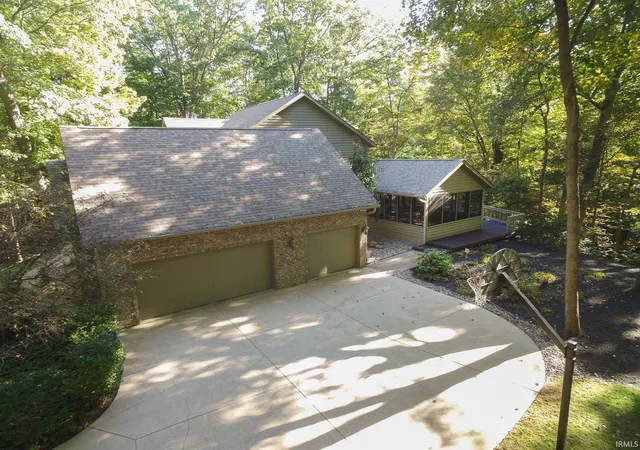 Photo 2 of Manufactured home for sale at 811 Deerwood Ridge, Lafayette, IN 47905 | MLS# 202642662 | Listing updated on 2026-10-26