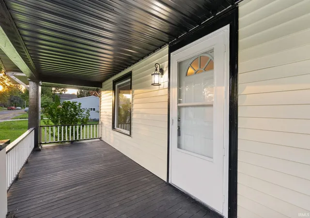 Photo 3 of Manufactured home for sale at 3317 Mccormick Ave, Fort Wayne, IN 46803 | MLS# 202642670 | Listing updated on 2026-10-15
