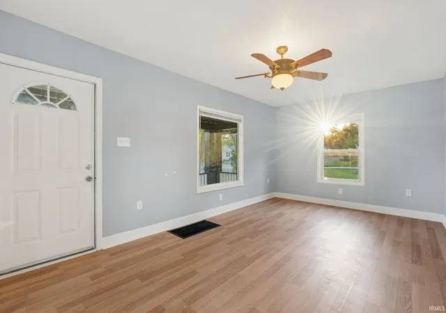 Photo 3 of Manufactured home for sale at 3317 Mccormick Ave, Fort Wayne, IN 46803 | MLS# 202642670 | Listing updated on 2026-10-15