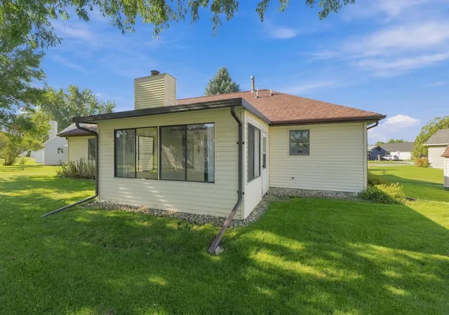Photo 3 of Manufactured home for sale at 306 Morning Wind Pl, Kendallville, IN 46755 | MLS# 202642672 | Listing updated on 2026-10-15