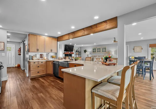 Photo 3 of Manufactured home for sale at 3107 Barrett Rd, Rochester, IN 46975 | MLS# 202642686 | Listing updated on 2026-10-21