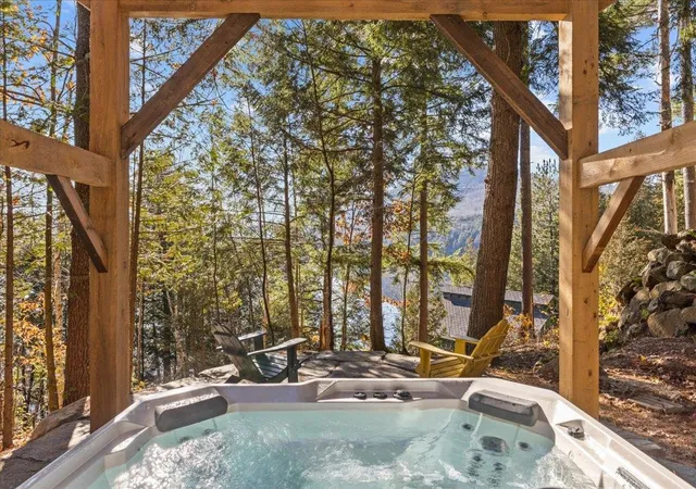 Photo 4 of Single family home for sale at 279 Shoreline Dr, Barnet, VT 05821 | MLS# 4978106 | Listing updated on 2026-09-03