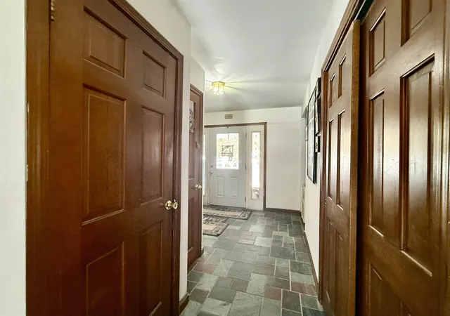 Photo 4 of Single family home for sale at 343 Haystack Rd, Wilmington, VT 05363 | MLS# 5033174 | Listing updated on 2026-09-03