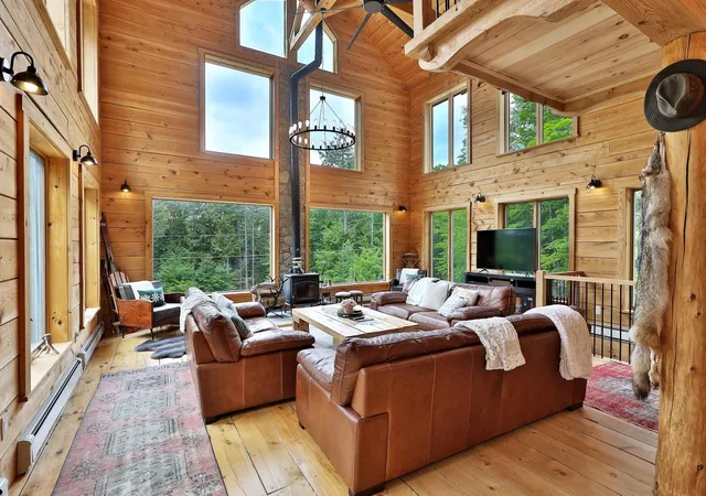 Photo 2 of Single family home for sale at 314 Putnam Forest Rd, Grafton, VT 05146 | MLS# 5062867 | Listing updated on 2026-09-09