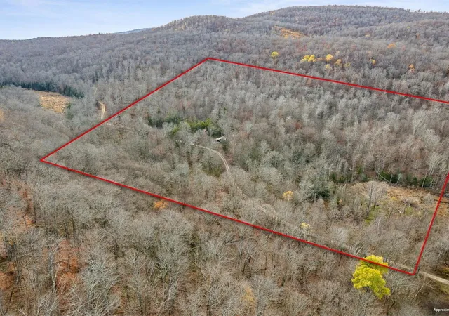 Photo 3 of Single family home for sale at 2350 Cobb Hill Rd, Lincoln, VT 05443 | MLS# 5068690 | Listing updated on 2026-09-02
