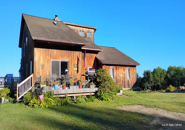 Photo 2 of Single family home for sale at 947 Foster Hill Rd, Landaff, NH 03585 | MLS# 5069411 | Listing updated on 2026-09-02