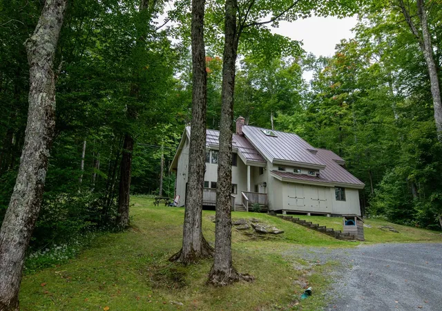 Photo 1 of Single family home for sale at 7 Round Tree Rd, Bondville, VT 05340 | MLS# 5071605 | Listing updated on 2026-09-09