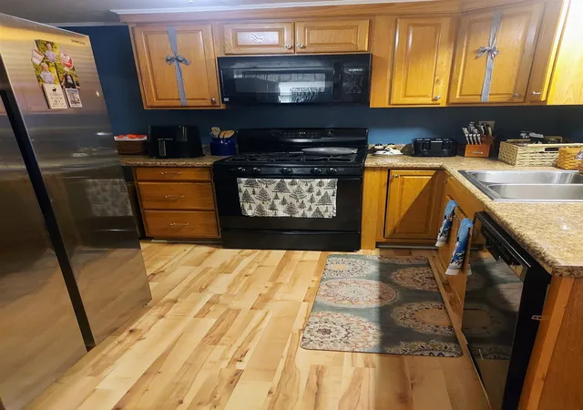 Photo 4 of Single family home for sale at 819 Eastside Rd, North Woodstock, NH 03262 | MLS# 5073667 | Listing updated on 2026-09-11