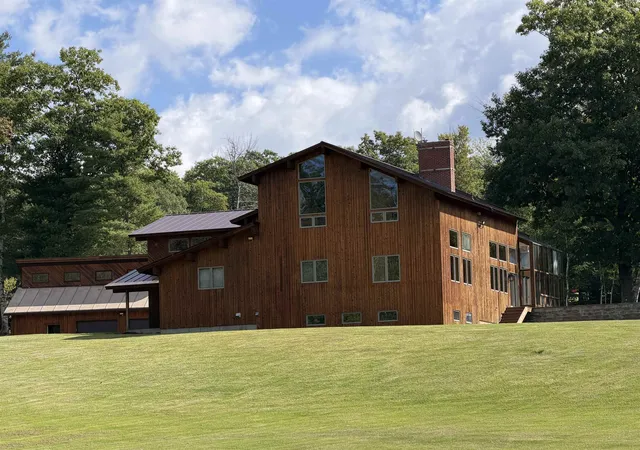 Photo 4 of Single family home for sale at 104 Upper Stonehouse Mountain Rd, Orford, NH 03777 | MLS# 5075572 | Listing updated on 2026-09-12