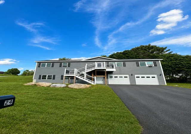 Photo 2 of Single family home for sale at 24 Victor Pl, Rutland, VT 05701 | MLS# 5076114 | Listing updated on 2026-09-02