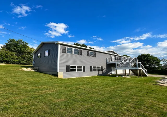 Photo 3 of Single family home for sale at 24 Victor Pl, Rutland, VT 05701 | MLS# 5076114 | Listing updated on 2026-09-02