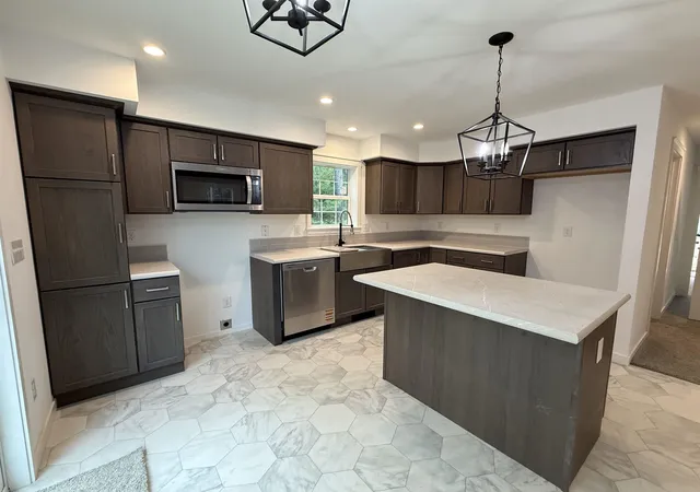 Photo 3 of Single family home for sale at 7 Hawk Ln, Canaan, NH 03741 | MLS# 5077267 | Listing updated on 2026-10-24
