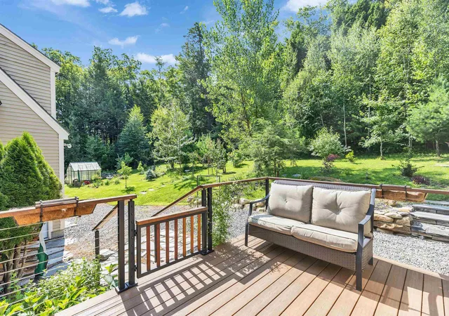 Photo 2 of Single family home for sale at 1481 Bennington Rd, Francestown, NH 03043 | MLS# 5078963 | Listing updated on 2026-10-28