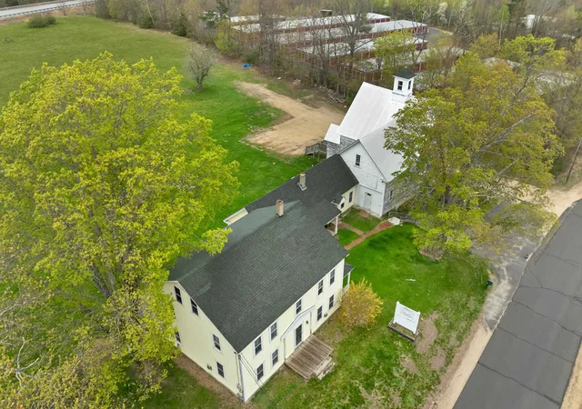 Photo 1 of Single family home for sale at 79 High St, Pittsfield, NH 03263 | MLS# 5079354 | Listing updated on 2026-09-03