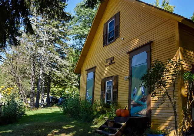 Photo 2 of Single family home for sale at 4020 North Fayston Rd, Moretown, VT 05660 | MLS# 5080857 | Listing updated on 2026-09-14