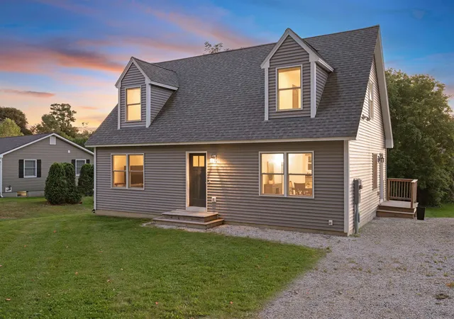 Photo 2 of Single family home for sale at 29 Victor Pl, Rutland, VT 05701 | MLS# 5082605 | Listing updated on 2026-10-03