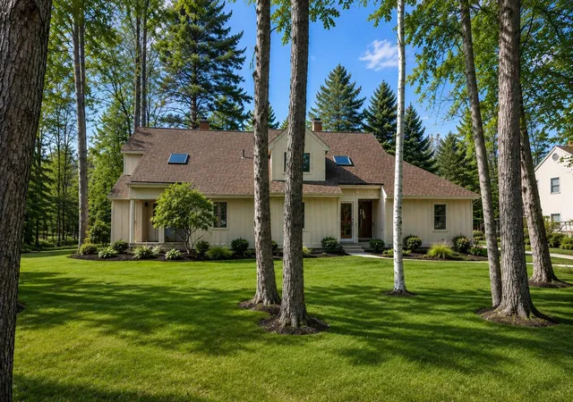 Photo 3 of Condo for sale at 7 Muirfield Ln #24, Holderness, NH 03245 | MLS# 5082660 | Listing updated on 2026-09-16
