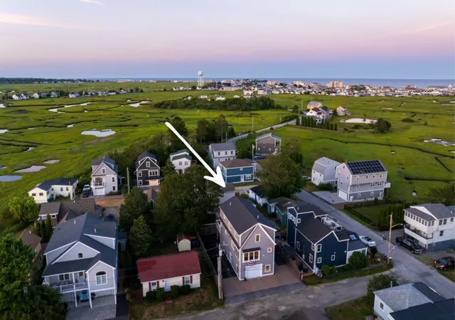 Photo 3 of Single family home for sale at 6 Cora Ave, Hampton, NH 03842 | MLS# 5082803 | Listing updated on 2026-10-15